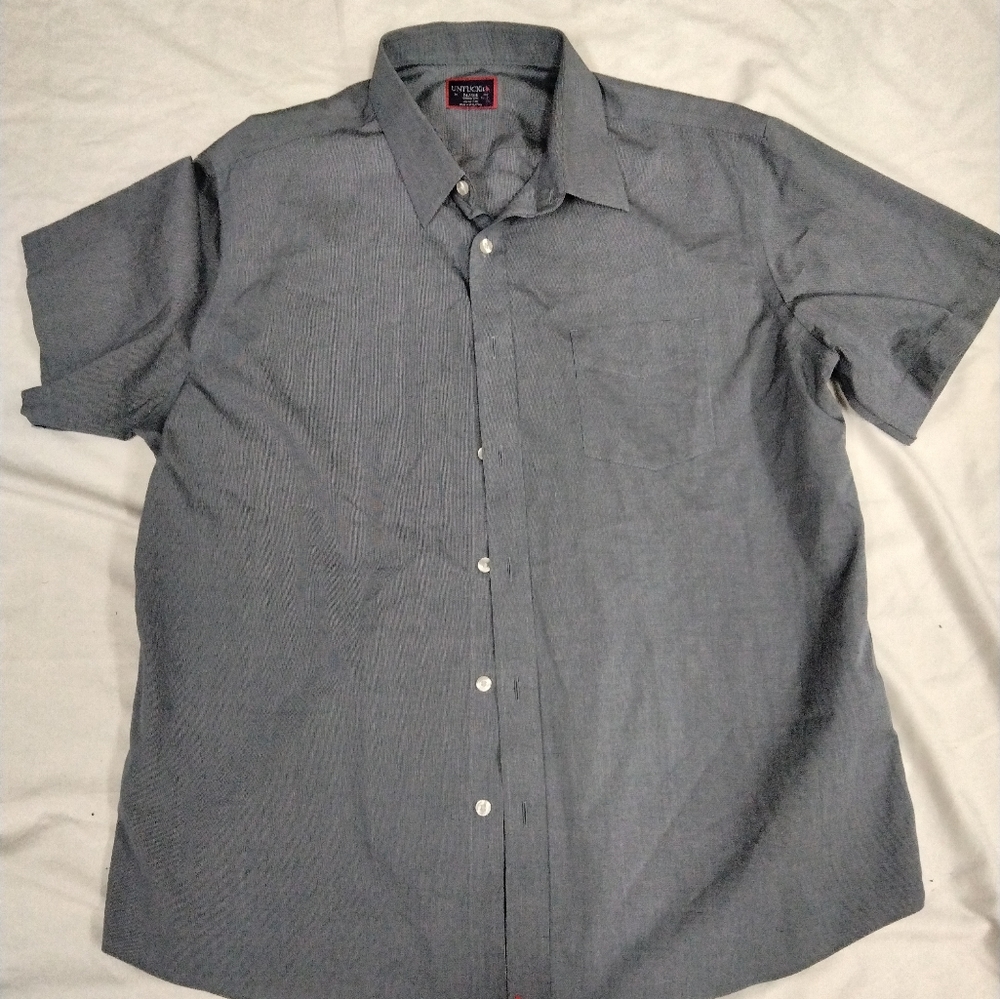 Untuckit Button Down - image 1